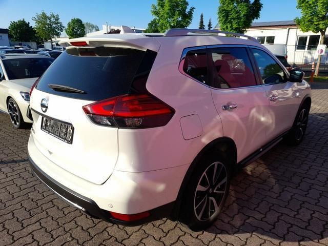 Pearl white pearl white Gebraucht 2021 Nissan X-Trail Tekna SUV | 26.130 € - Bild 1/4