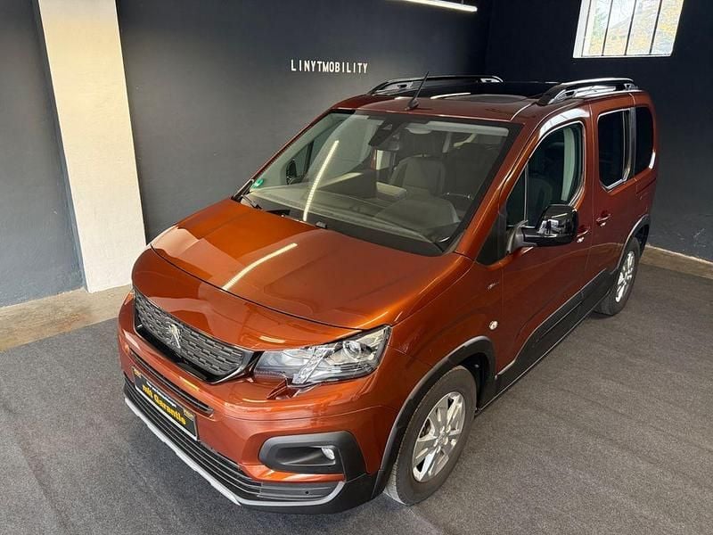 Braun Gebraucht 2019 Peugeot Rifter GT-line Van / Kleinbus | 19.800 € (Fairer Preis) - Bild 1/4