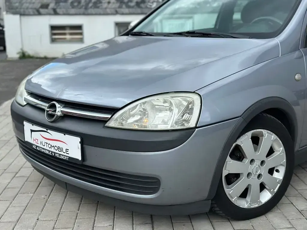 Gebraucht Opel Corsa Njoy 58 PS (42 kW) 2003 Silber Kleinwagen