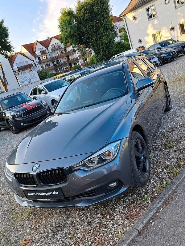 Gebraucht BMW 318 Advantage 136 PS (100 kW) 2018 Silber Kombi