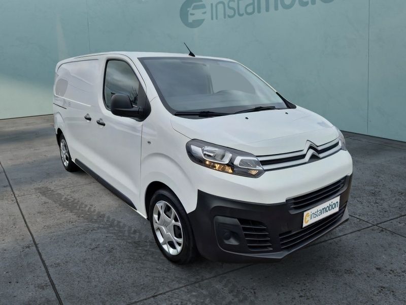 Weiß Gebraucht 2021 Citroën e-Jumpy Van / Kleinbus | 16.099 € - Bild 1/3