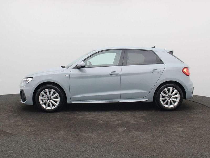 Gebraucht Audi A1 Sportback S-Line 116 PS (85 kW) 2024 Pfeilgrau perleffekt Kleinwagen