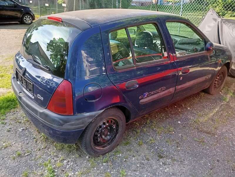 Gebraucht 2000 Renault Clio II Limousine | 799 € - Bild 1/4