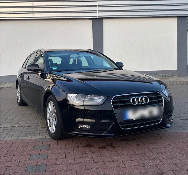 Schwarz Gebraucht 2014 Audi A4 Kombi | 10.000 € (Fairer Preis) - Bild 1/4