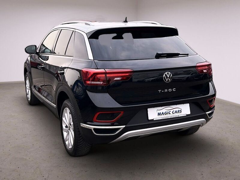 Gebraucht VW T-Roc Style 150 PS (110 kW) 2023 Deep black perleffekt (metallic) SUV