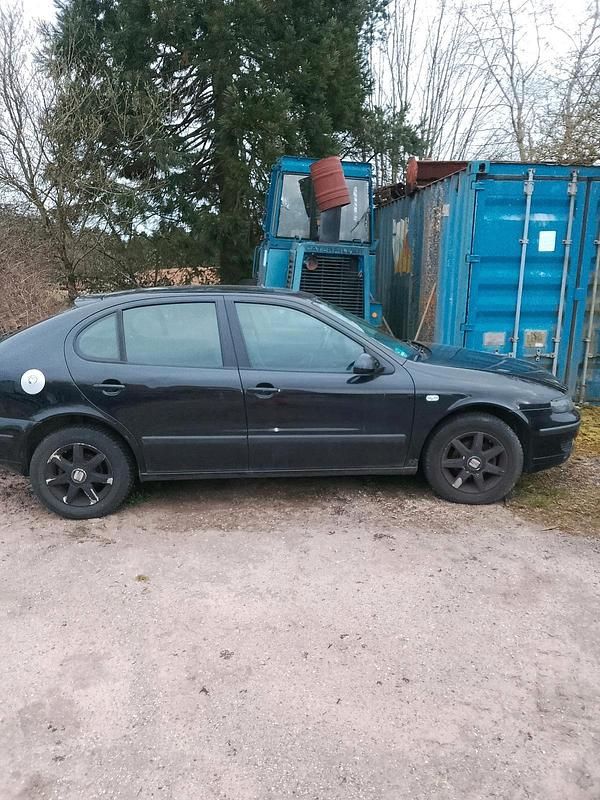 Gebraucht Seat Leon 105 PS (77 kW) 2003 Schwarz Kleinwagen