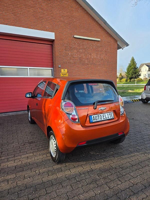 Gebraucht Chevrolet Spark 67 PS (49 kW) 2010 Orange Kleinwagen
