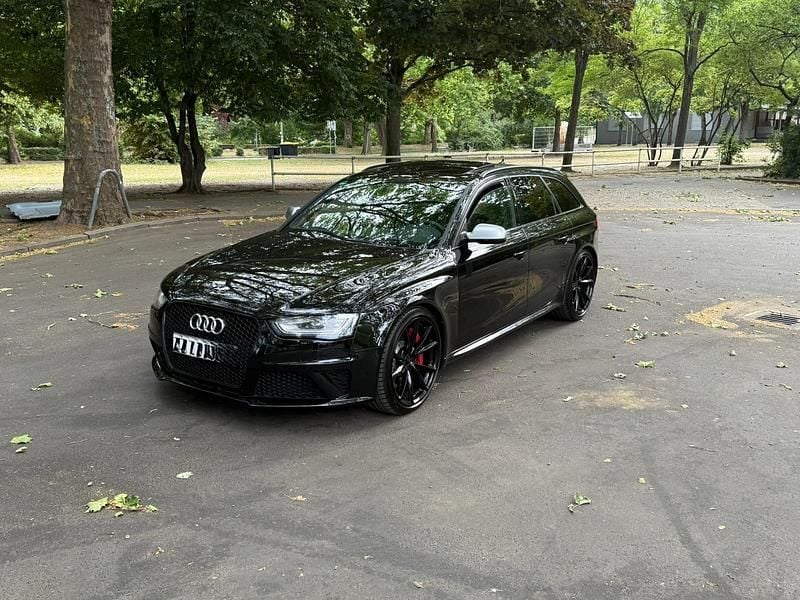 Schwarz Gebraucht 2015 Audi RS4 Kombi | 39.999 € - Bild 1/4