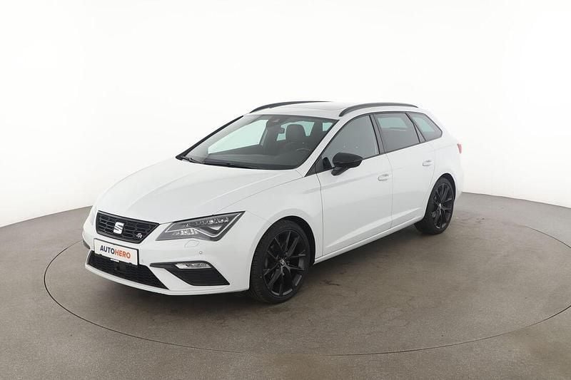 Weiß Gebraucht 2020 Seat Leon FR Kombi | 20.240 € (Guter Preis) - Bild 1/3