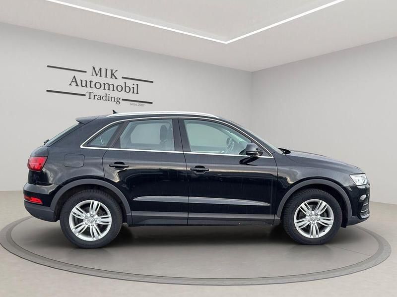 Gebraucht Audi Q3 Comfort 150 PS (110 kW) 2016 Schwarz SUV