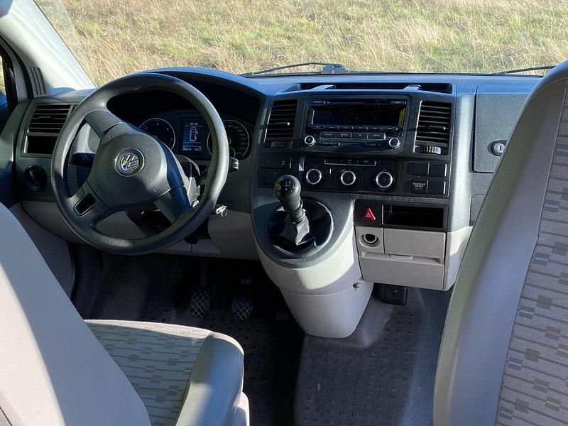 Gebraucht VW T5 R 102 PS (75 kW) 2013 Weiß Van