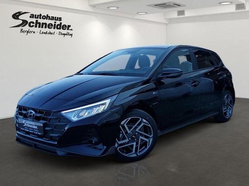 Schwarz Neu 2025 Hyundai i20 N Line Limousine | 23.690 € (Etwas zu teuer) - Bild 1/4
