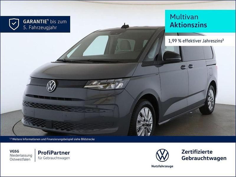 Gebraucht VW Multivan Basis 150 PS (110 kW) 2024 Grau Van