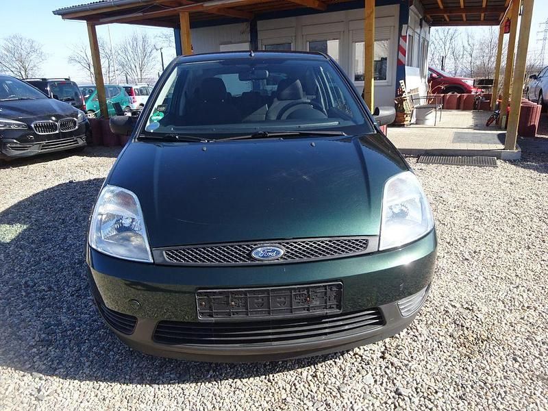 Gebraucht Ford Fiesta 60 PS (44 kW) 2004 Grün Kleinwagen