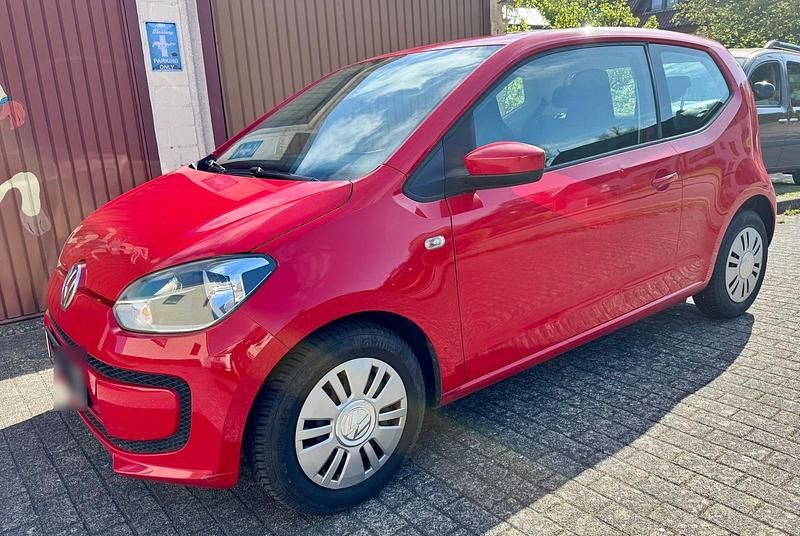 Second-hand VW up! 60 CP (44 kW) 2012 Roșu Hatchback