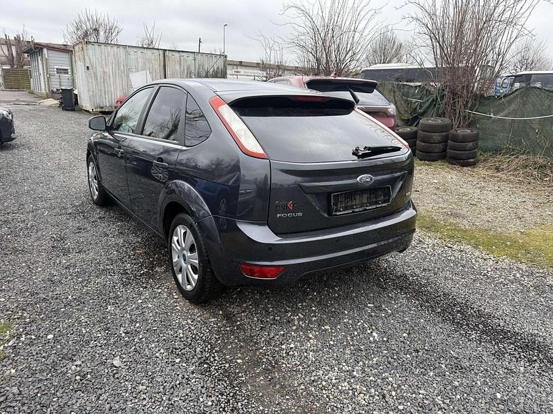 Gebraucht Ford Focus Style 109 PS (80 kW) 2008 Royalgrau met. Kleinwagen