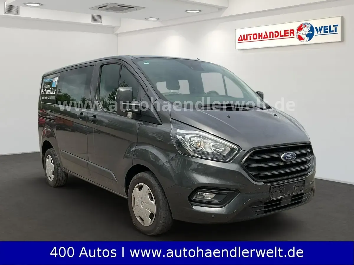 Käytetty Ford Transit Custom 107 HP (78 kW) 2020 Harmaa Farmari