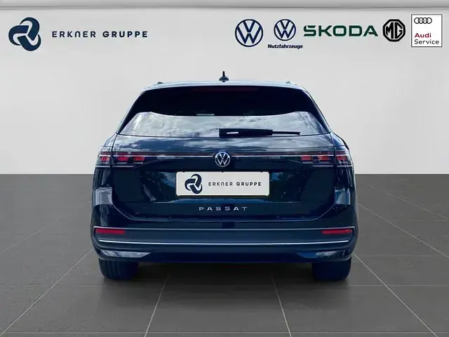 Gebraucht VW Passat Business 150 PS (110 kW) 2025 Grenadillschwarz metallic Kombi
