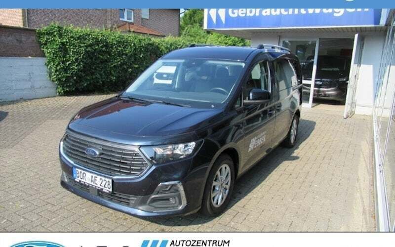 Blau Gebraucht 2023 Ford Grand Tourneo Connect Titanium Van / Kleinbus | 31.476 € (Fairer Preis) - Bild 1/4