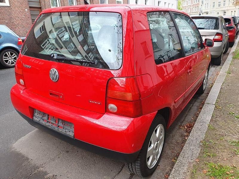 Gebraucht VW Lupo Basis 50 PS (36 kW) 2003 Rot Kleinwagen