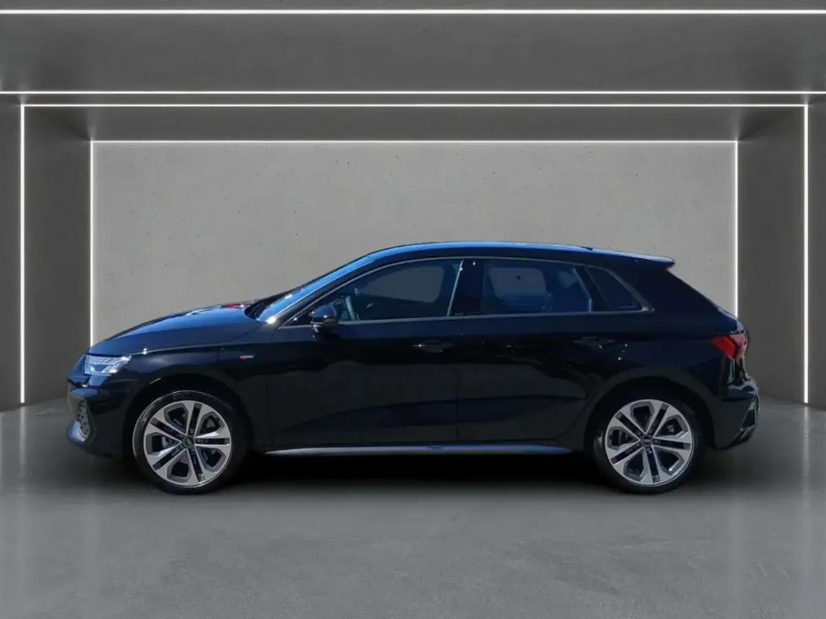 Gebraucht Audi A3 S-Line 204 PS (150 kW) 2026 Schwarz Limousine
