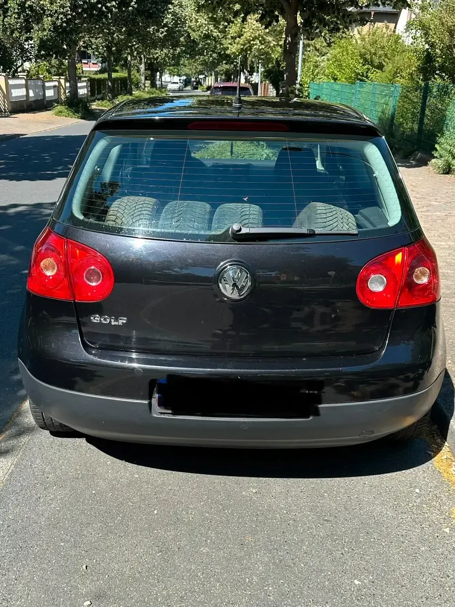Gebraucht VW Golf V 80 PS (58 kW) 2008 Schwarz Kleinwagen