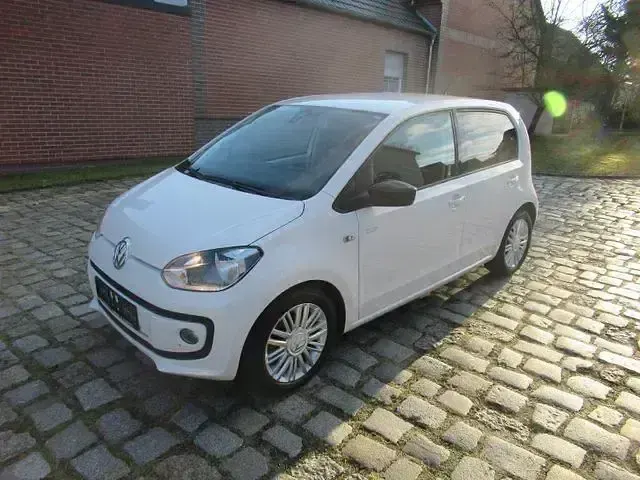 Używany VW up! Cup 75 KM (55 kW) 2015 Biały Hatchback