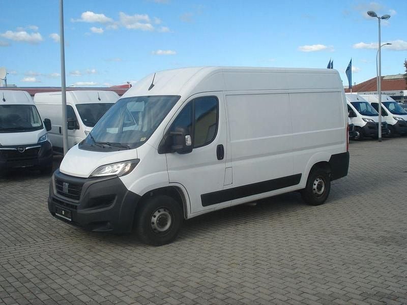Colore esterno (weiss (pastell Gebraucht 2022 Fiat Ducato Van | 19.873 € - Bild 1/4