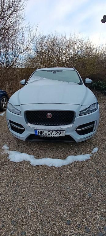 Gebraucht Jaguar F-Pace R-Sport 179 PS (131 kW) 2016 Weiß SUV