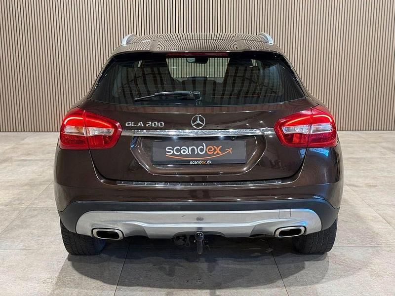 Gebraucht Mercedes GLA200 156 PS (114 kW) 2014 Braun SUV