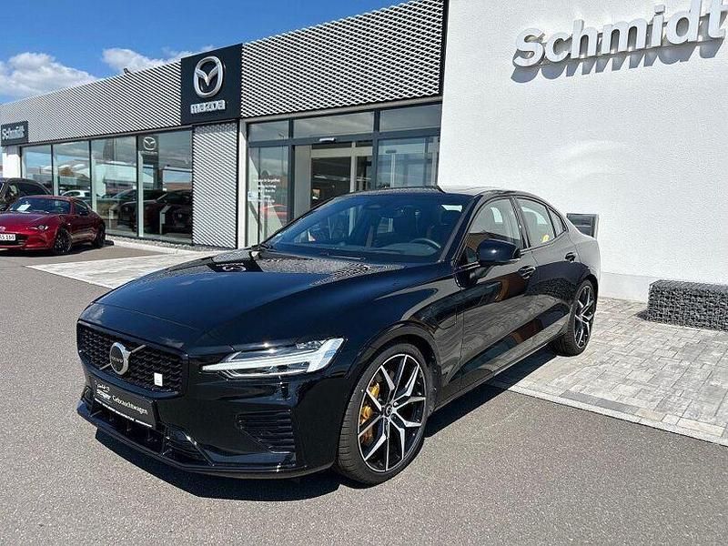 Gebraucht Volvo S60 310 PS (228 kW) 2024 Onyx black metallic Limousine