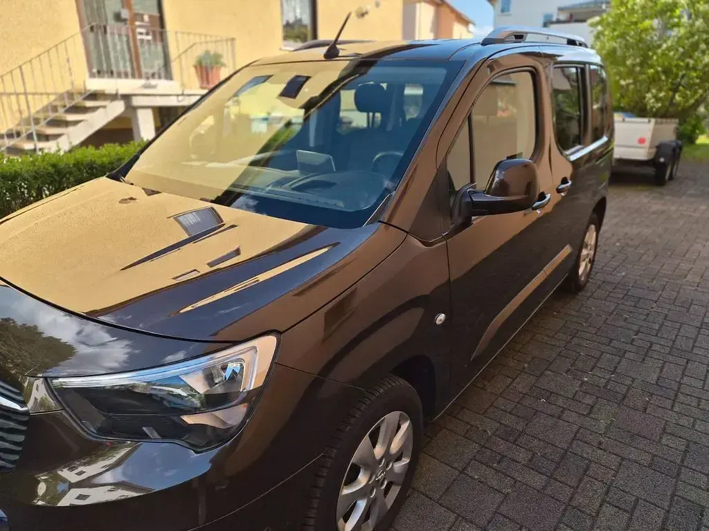 Gebraucht Opel Combo Life Innovation 131 PS (96 kW) 2020 Braun Limousine