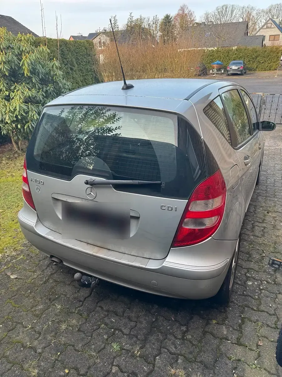 Gebraucht Mercedes A180 109 PS (80 kW) 2005 Silber Kleinwagen
