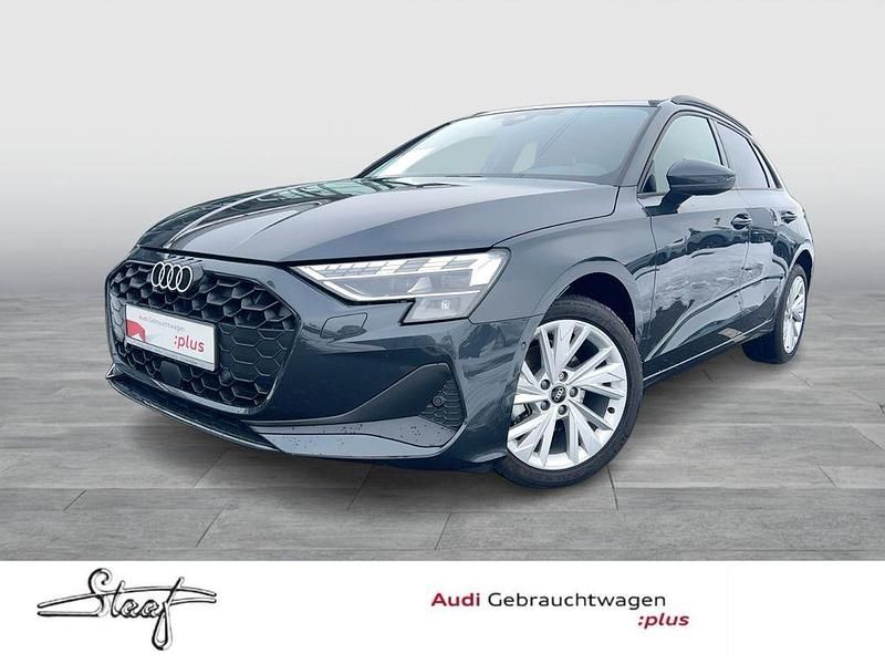 Manhattangrau metallic Gebraucht 2025 Audi A3 Ambiente Limousine | 31.990 € (Superpreis) - Bild 1/4
