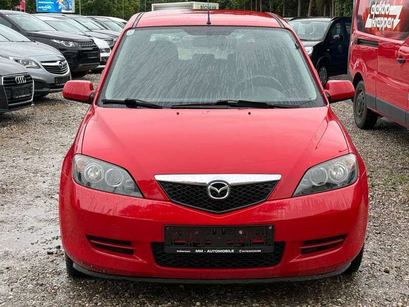 Rot Gebraucht 2006 Mazda 2 Comfort Van / Kleinbus | 500 € - Bild 1/4