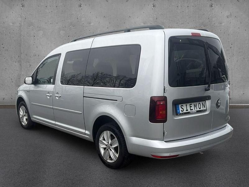 Gebraucht VW Caddy Maxi Comfortline 131 PS (96 kW) 2018 Silber Van / Kleinbus