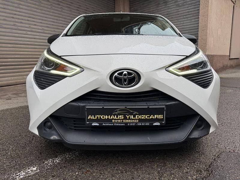Gebraucht Toyota Aygo X 72 PS (52 kW) 2021 Weiß SUV