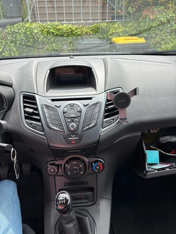 Gebraucht Ford Fiesta Trend 82 PS (60 kW) 2017 Weiß