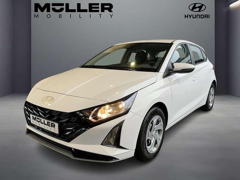 Gebraucht Hyundai i20 Select 101 PS (74 kW) 2025 Weiß Limousine
