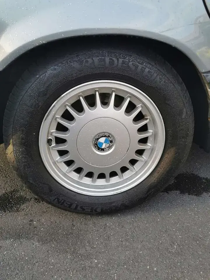Gebraucht BMW 730 188 PS (138 kW) 1991 Limousine