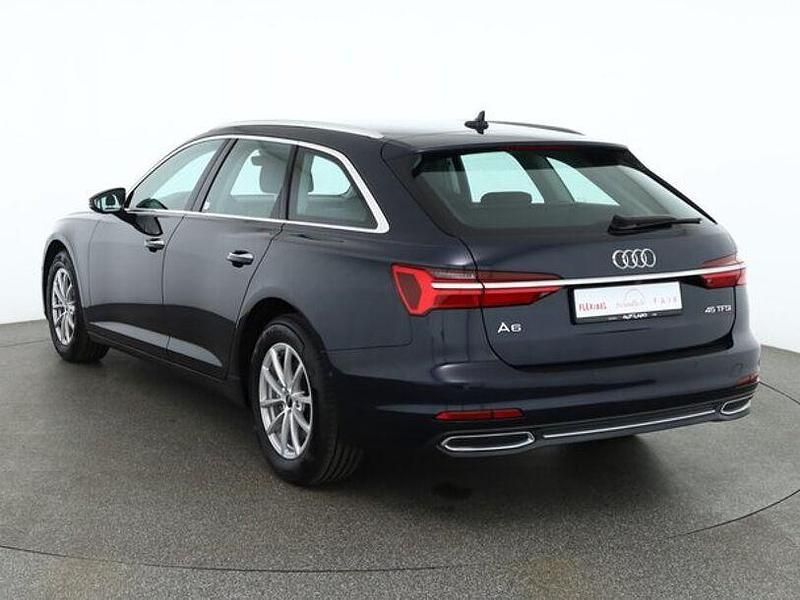 Gebraucht Audi A6 Design 265 PS (194 kW) 2023 Firmamentblau metallic Kombi