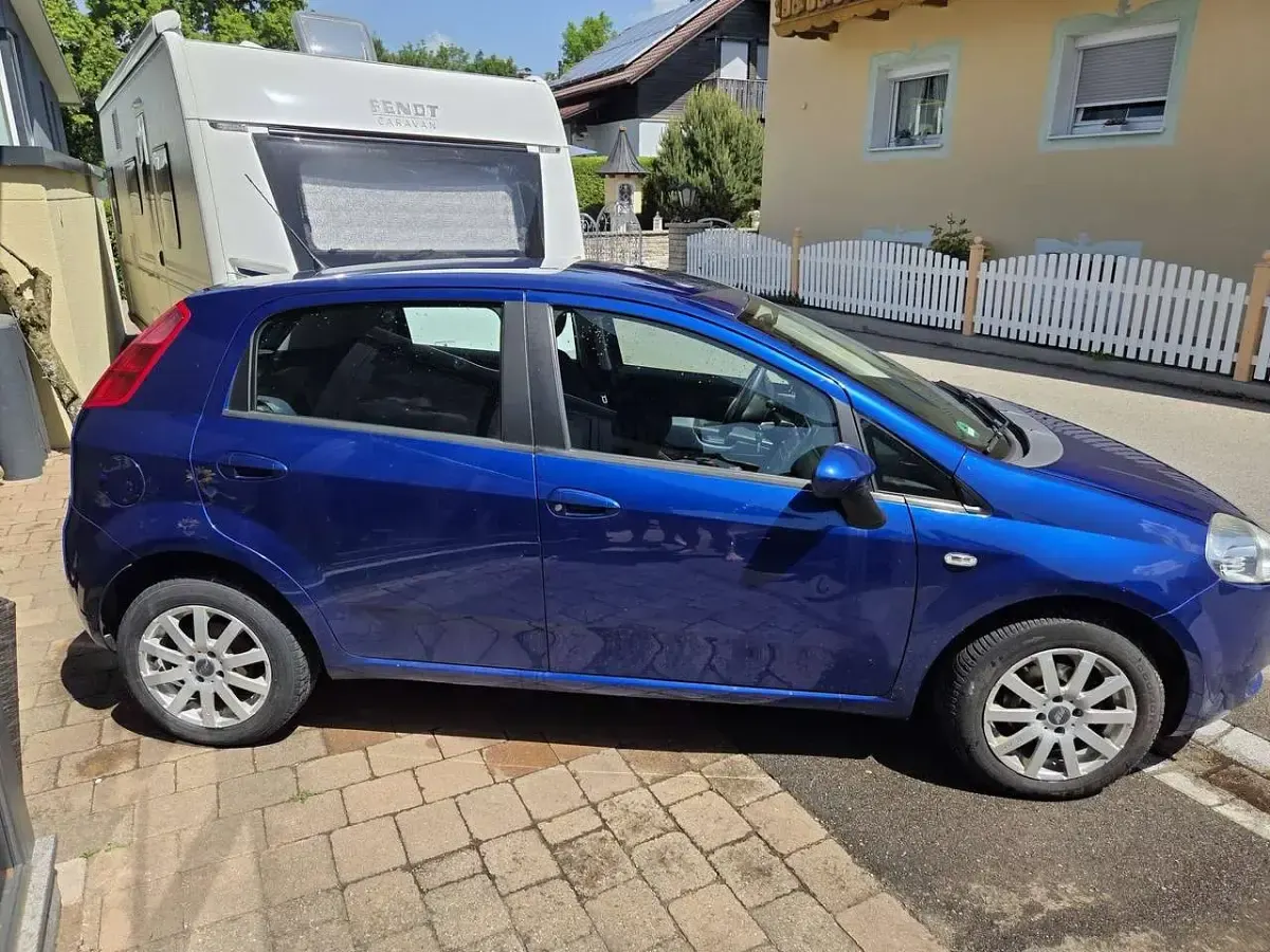 Gebraucht Fiat Punto Classica 60 PS (44 kW) 2009 Blau Kleinwagen