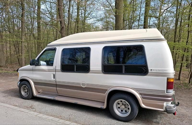 Beige Gebraucht 1993 Ford Econoline Van | 15.500 € - Bild 1/4