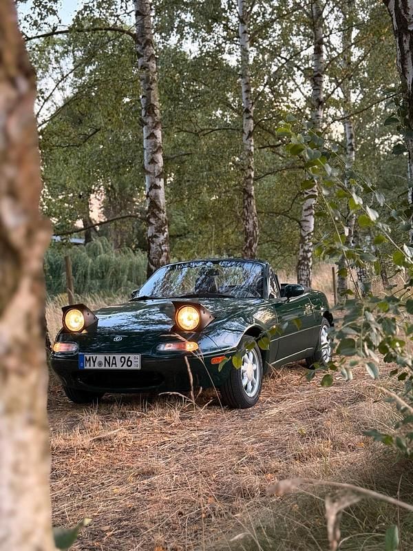 Grün Gebraucht 1997 Mazda MX5 Cabrio | 8.999 € (Fairer Preis) - Bild 1/4
