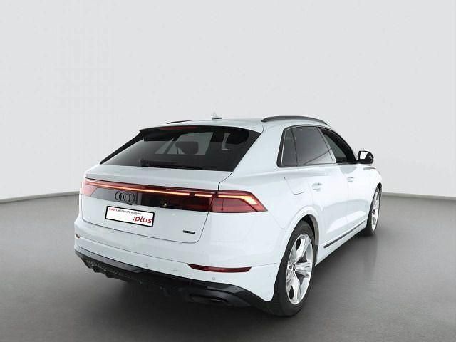 Gebraucht Audi Q8 S-Line 394 PS (289 kW) 2025 Gletscherweiß metallic SUV