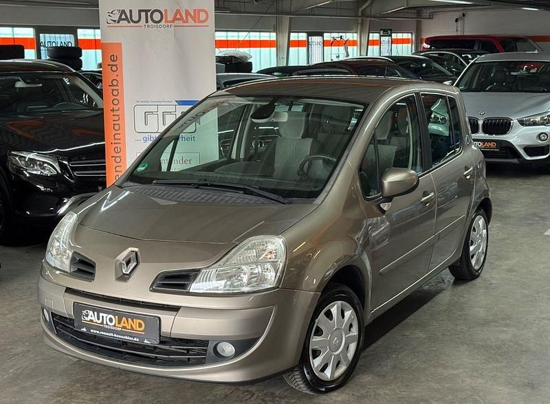 Gebraucht Renault Modus Dynamique 79 PS (58 kW) 2009 Braun Van / Kleinbus