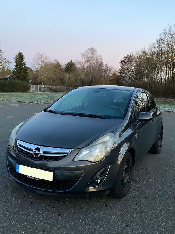 Grau Gebraucht 2014 Opel Corsa Kleinwagen | 4.999 € (Fairer Preis) - Bild 1/4