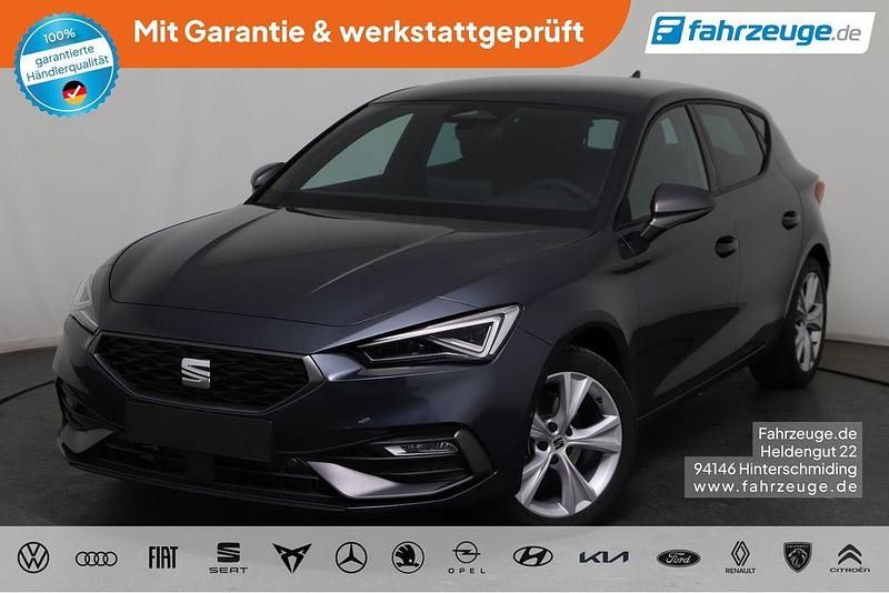Blau Neu 2025 Seat Leon FR Limousine | 29.882 € (Guter Preis) - Bild 1/4
