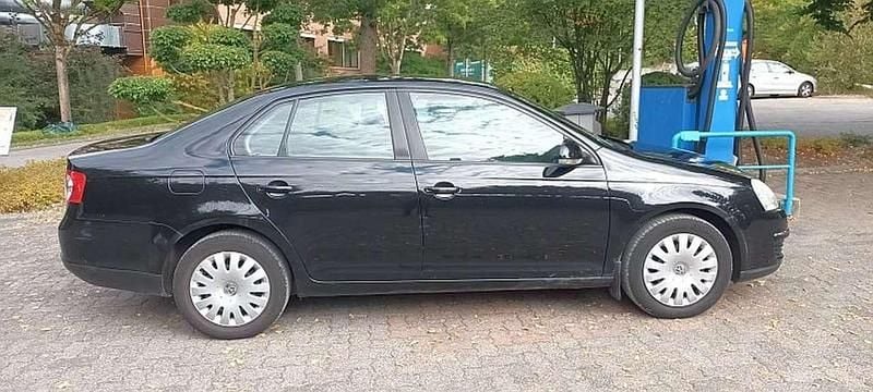 Schwarz Gebraucht 2006 VW Jetta Trendline Limousine | 950 € (Superpreis) - Bild 1/4
