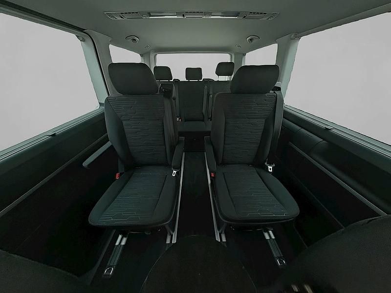 Gebraucht VW Multivan Comfortline 204 PS (150 kW) 2024 Silber Van